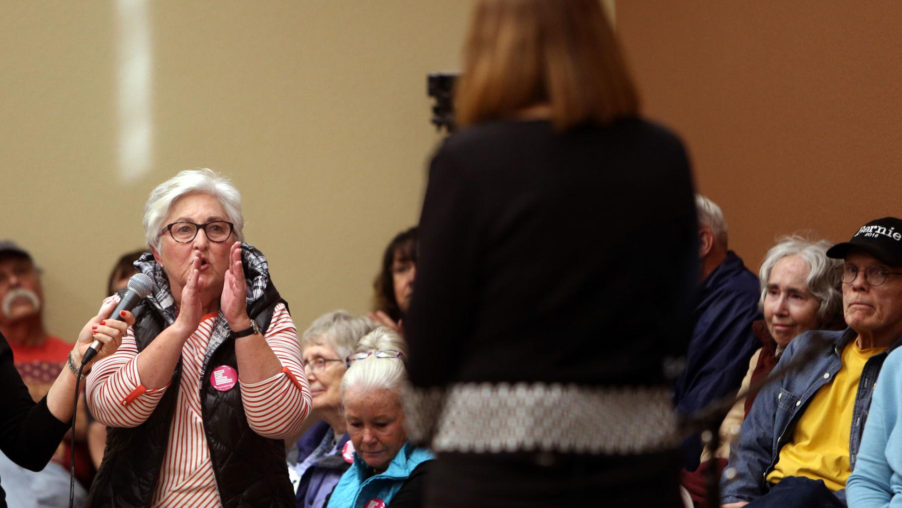 Frustrations mount at Rep. Martha McSally town hall in Sahuarita